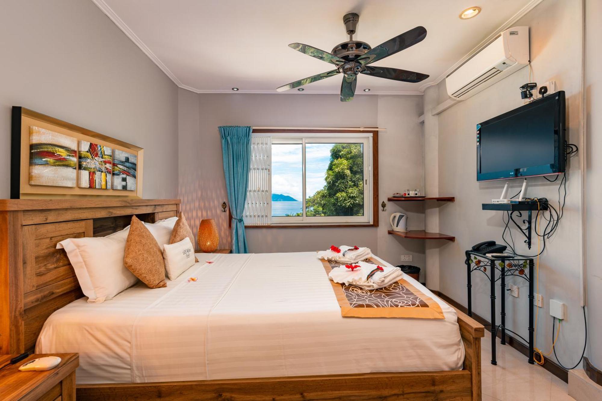 Glacis Heights Villa Luaran gambar