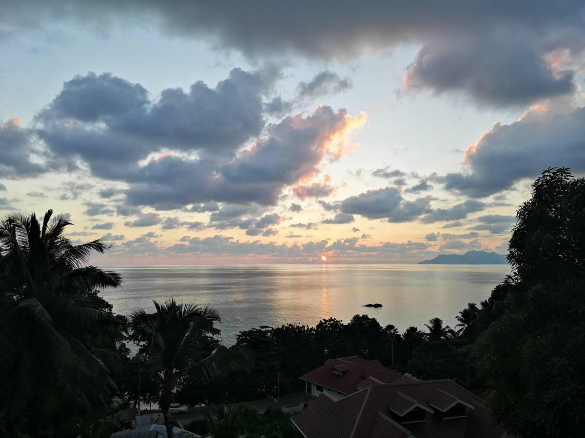 Glacis Heights Villa Luaran gambar