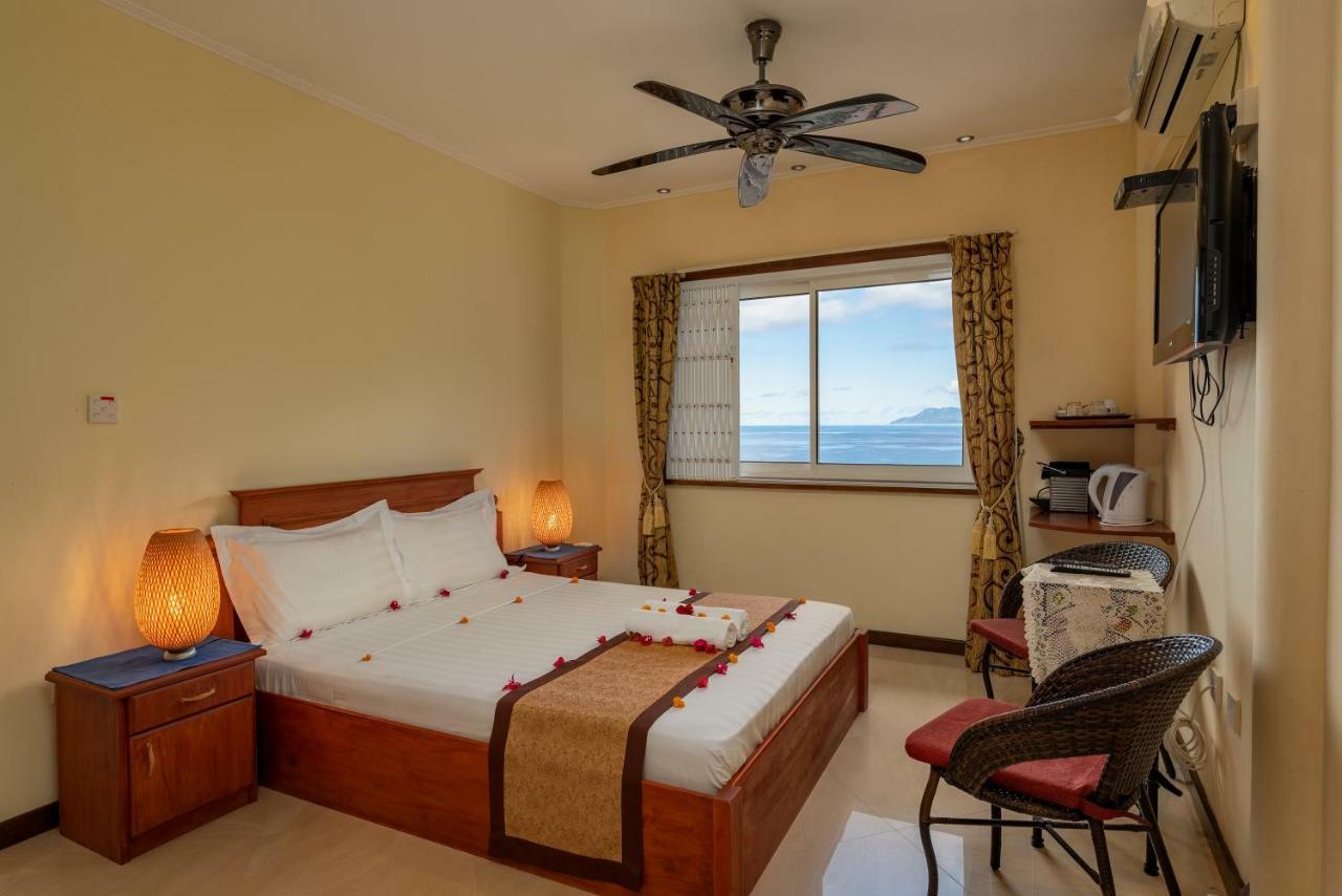 Glacis Heights Villa Luaran gambar